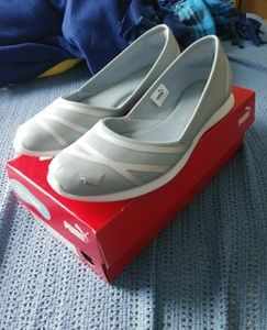 Puma vega ballet soft foam shoes size 8